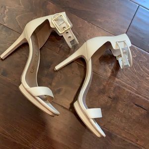 Light nude shoes worn 3xs
